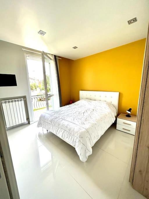 Appartamento Chloe Sirmione Exterior photo